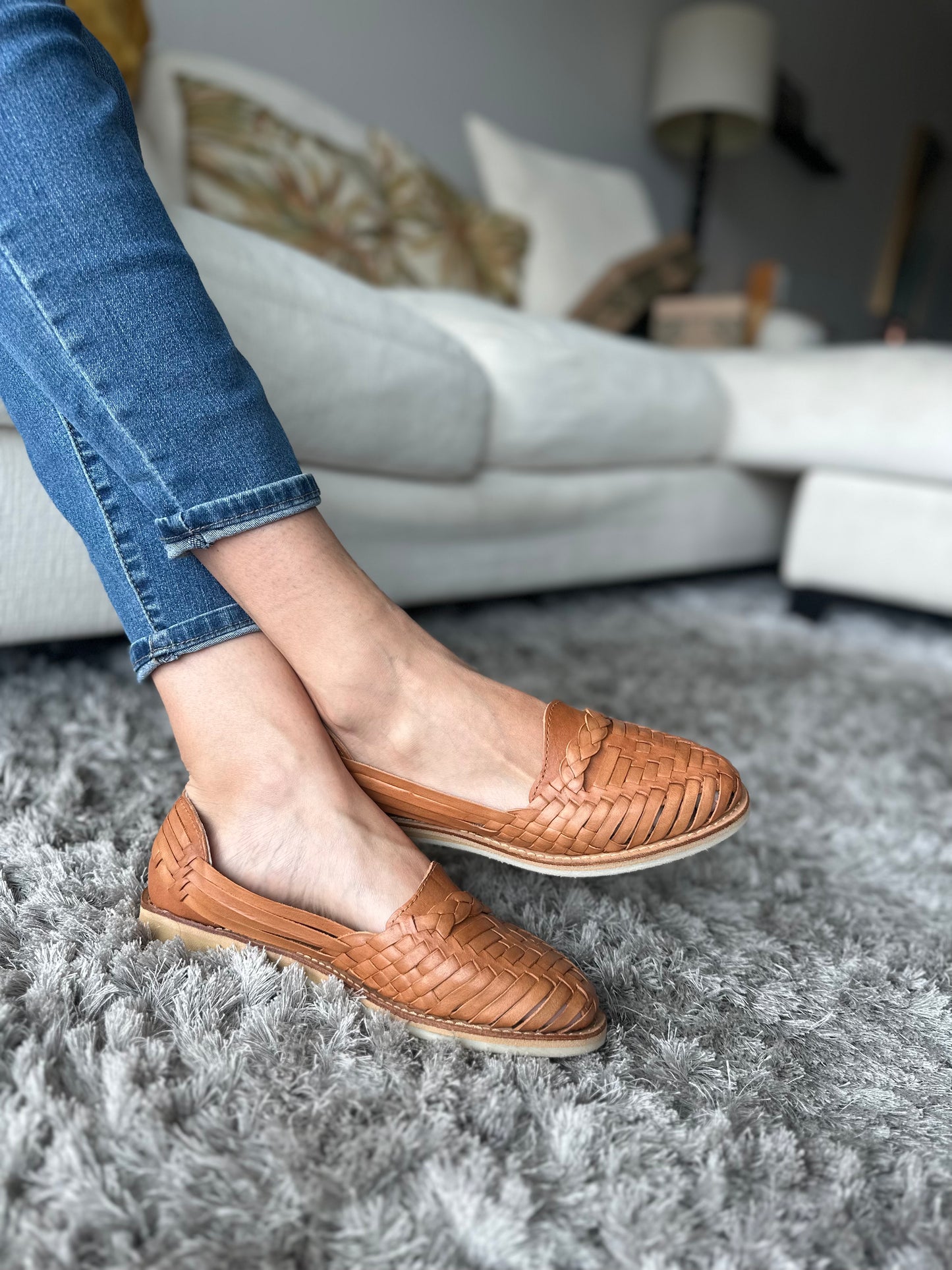 VICTORIA™ - Walnut